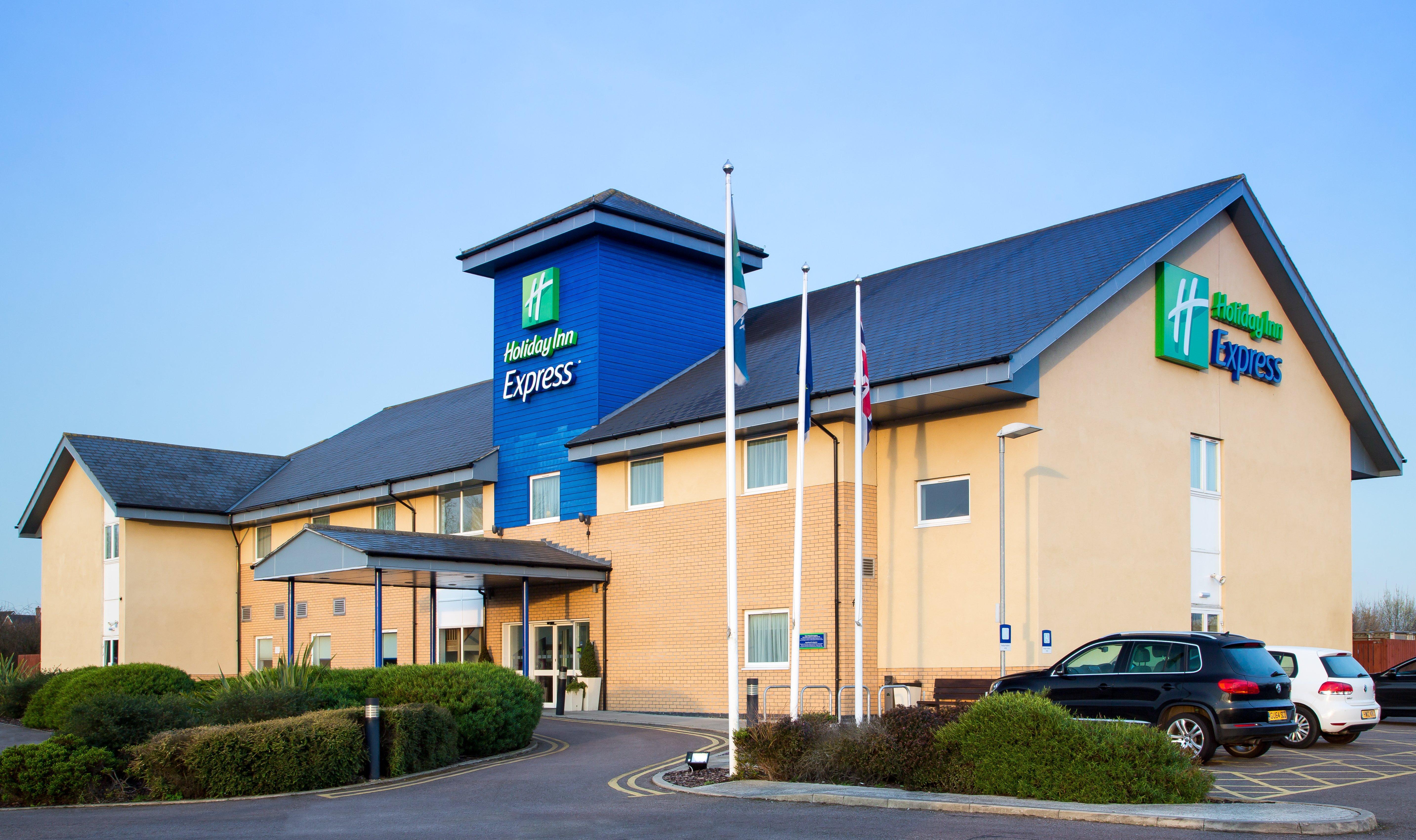 Holiday Inn Express Braintree By Ihg Exteriör bild